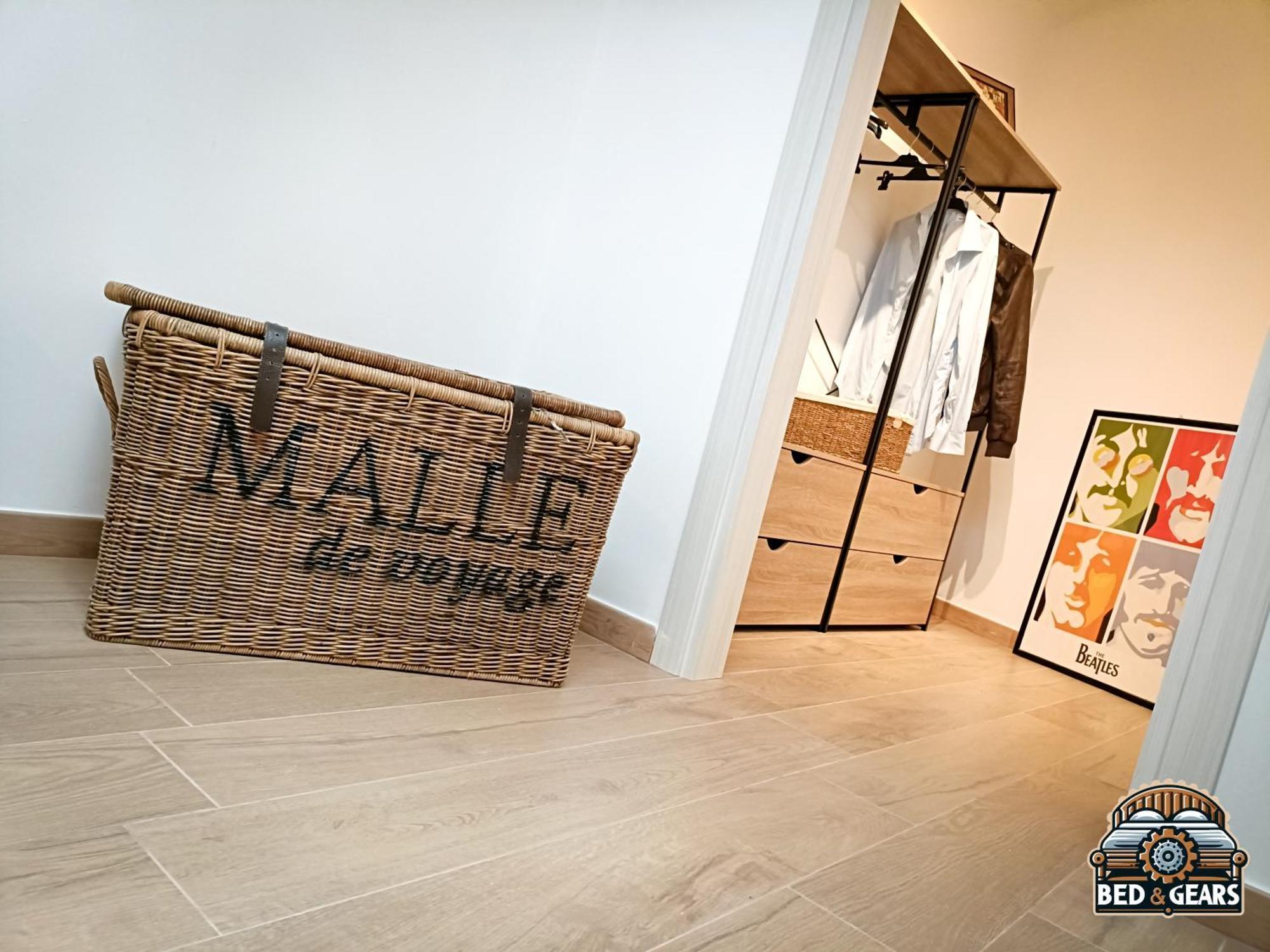 Bed And Gears - Industrial Design Loft Apartment Bari Bagian luar foto